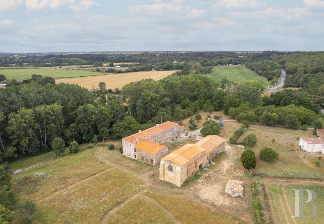 En Vendée, non loin de La Roche-sur-Yon, une ancienne abbaye cistercienne rénovée pour de calmes séjours - photo  n°5